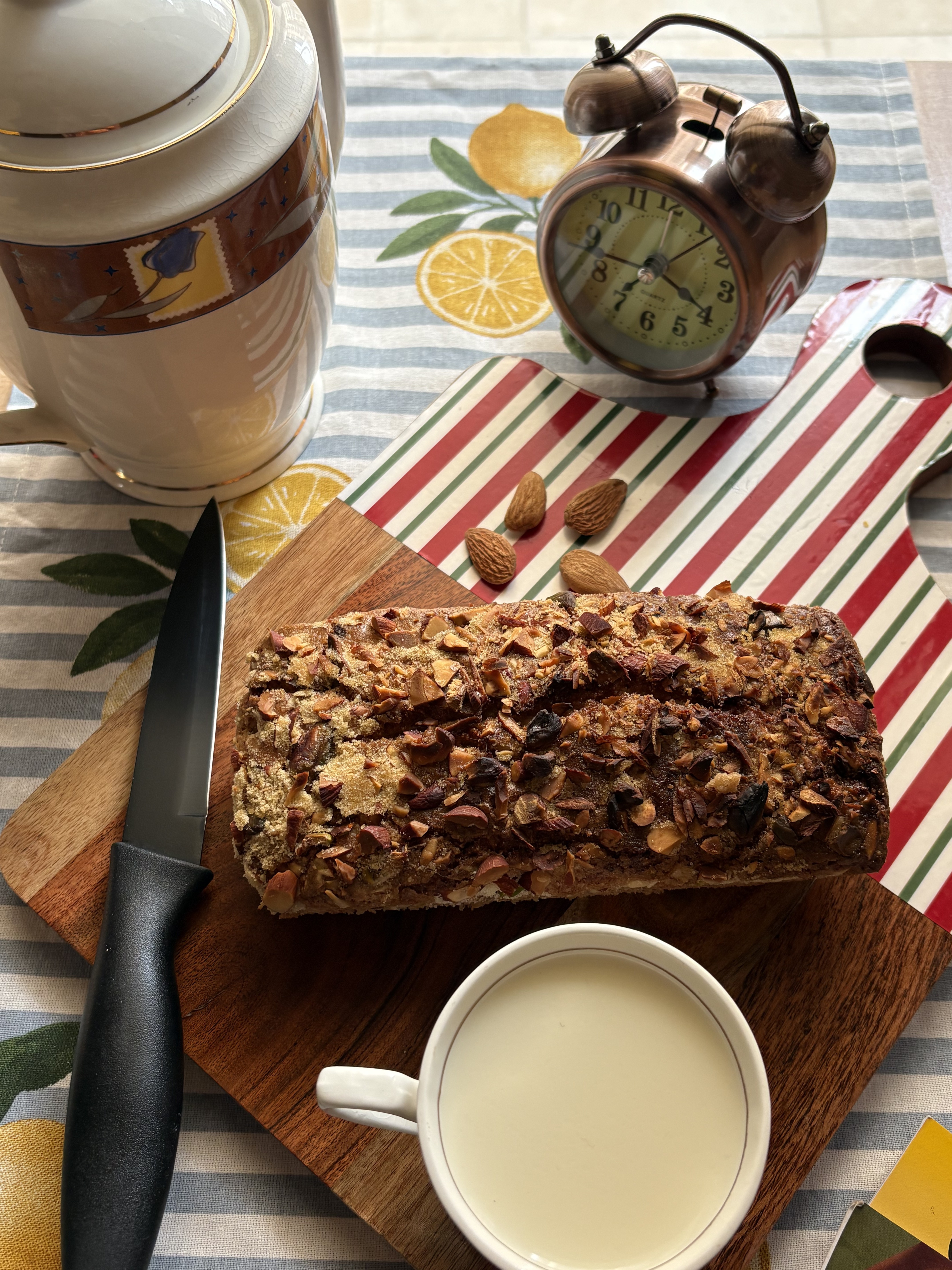 Almond & Nuts Tea Cake